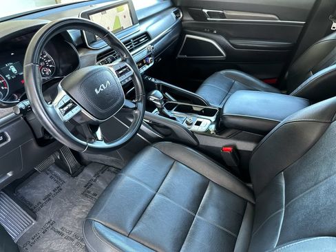 Used 2022 Kia Telluride EX FWD image 9
