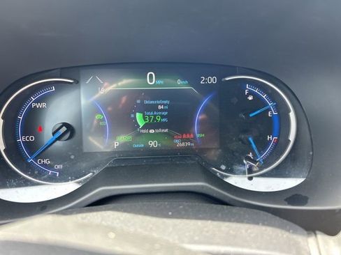 Used 2024 Toyota RAV4 SE w/ Convenience Package image 15