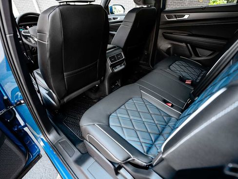 New 2025 Volkswagen Atlas Cross Sport SEL Premium R-Line image 37