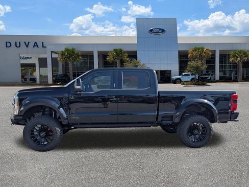 New 2026 Ford F250 Lariat w/ Black Appearance Package AWD/4WD image 7