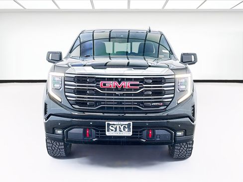 Used 2023 GMC Sierra 1500 AT4 w/ AT4 Premium Package AWD/4WD image 2