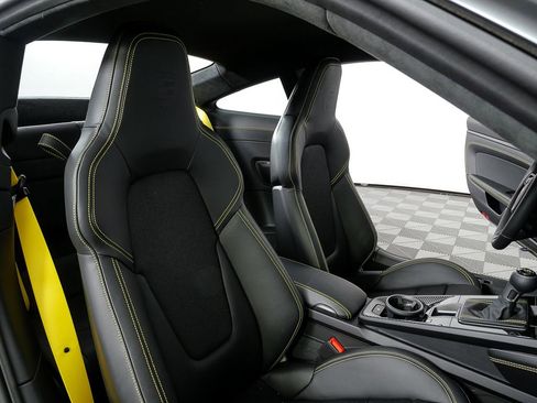 New 2026 Porsche 911 GT3 image 22