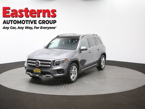 Used 2021 Mercedes-Benz GLB 250 4MATIC image 55
