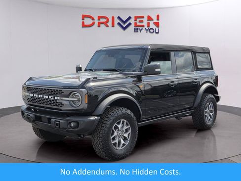 Used 2025 Ford Bronco Badlands AWD/4WD image 1