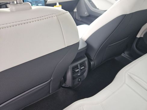 New 2025 Ford Mustang Mach-E Premium image 16