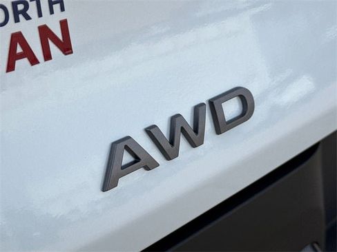 New 2026 Nissan Murano SL image 11