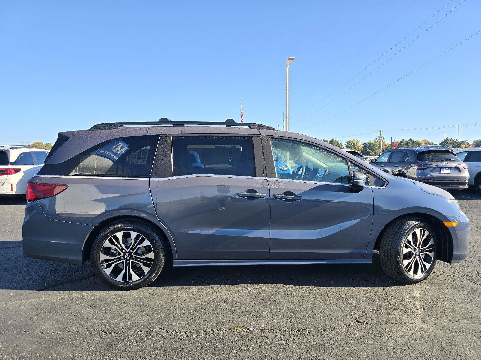 New 2027 Honda Odyssey Elite image 8