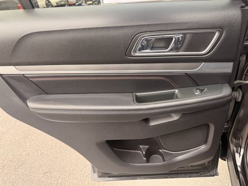 Used 2019 Ford Explorer Sport w/ Equipment Group 401A AWD/4WD image 42