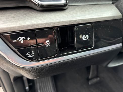 Used 2023 Kia Sportage X-Line w/ X-Line Premium Package AWD/4WD image 16