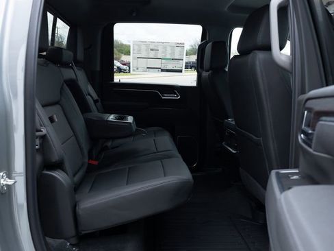 New 2026 GMC Sierra 2500 SLT w/ SLT Premium Package AWD/4WD image 29