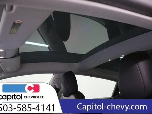 Used 2021 Tesla Model 3 Standard Range Plus RWD image 14