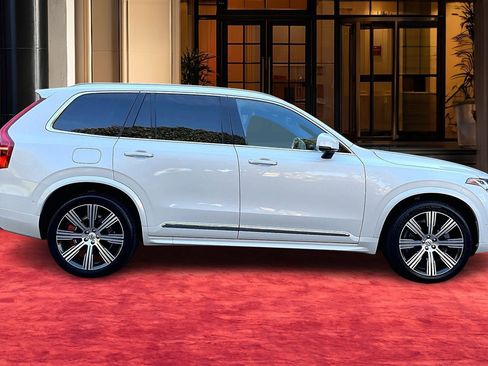 Used 2022 Volvo XC90 T6 Inscription w/ Advanced Package image 13