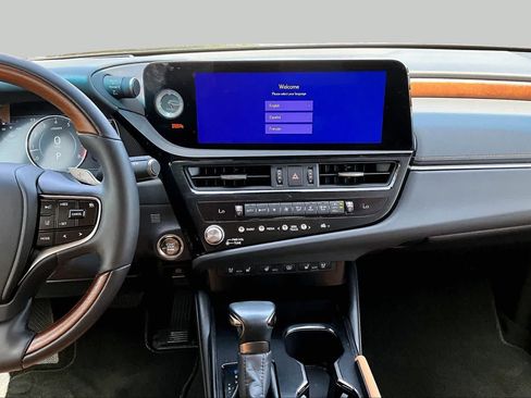 Used 2024 Lexus ES 350 w/ Technology Package FWD image 7
