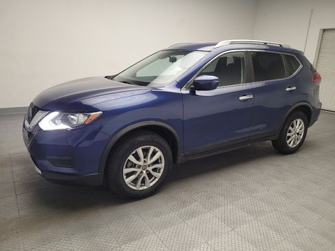 Used 2020 Nissan Rogue SV AWD/4WD image 2