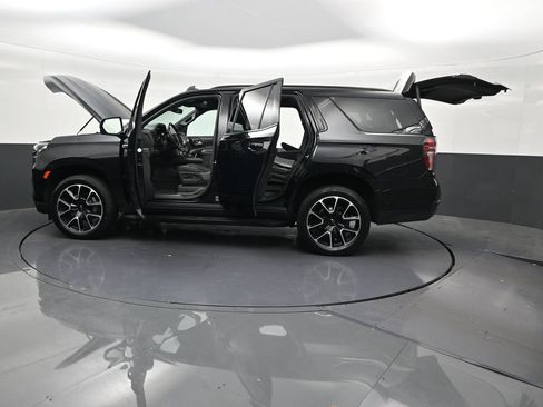 Used 2023 Chevrolet Tahoe RST w/ Luxury Package RWD image 32