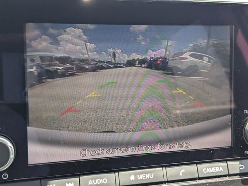 Used 2025 Nissan Pathfinder SV AWD/4WD image 28
