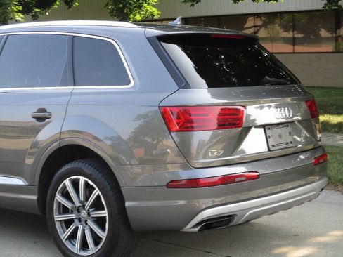 Used 2018 Audi Q7 3.0T Prestige w/ Prestige Package AWD/4WD image 66