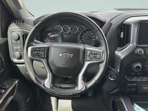 Used 2020 Chevrolet Silverado 1500 LT Trail Boss w/ Midnight Edition AWD/4WD image 13
