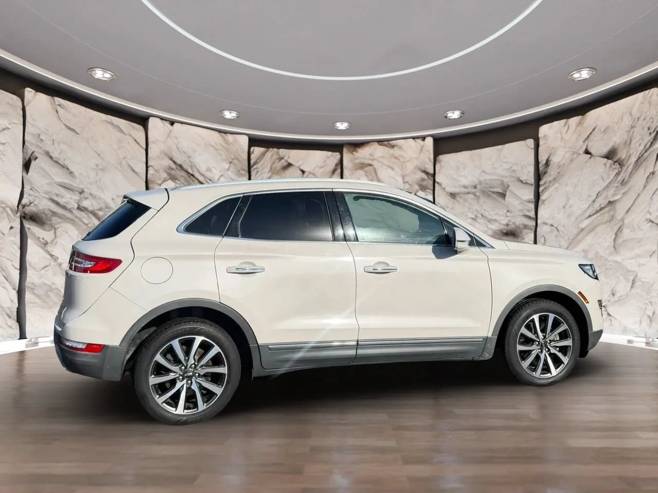 Used 2019 Lincoln MKC Reserve w/ MKC Climate Package AWD/4WD image 6