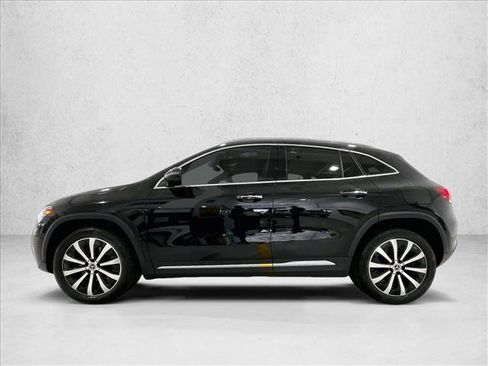 Used 2023 Mercedes-Benz GLA 250 4MATIC image 6
