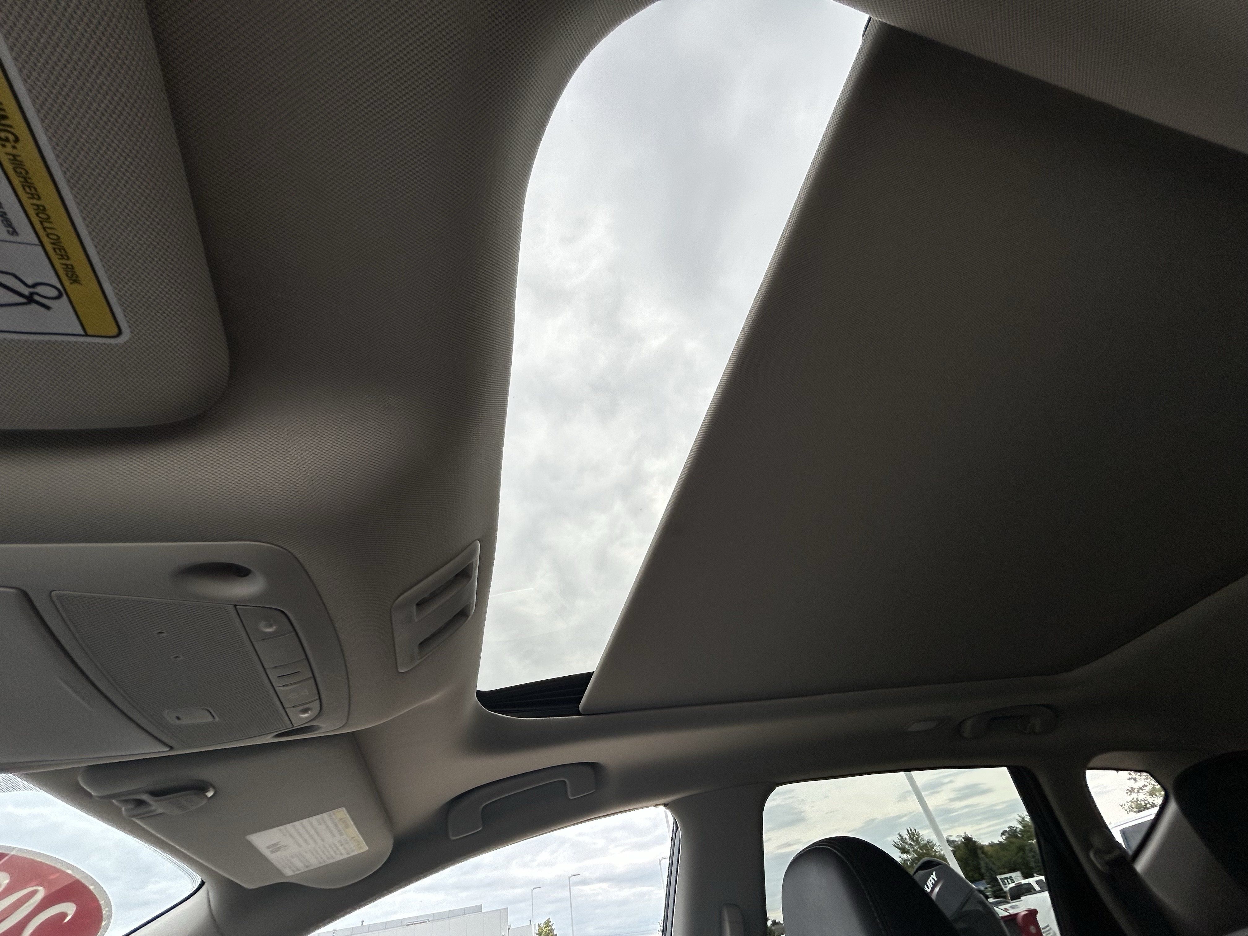 Used 2023 Nissan Murano Platinum w/ Cargo Package AWD/4WD image 29