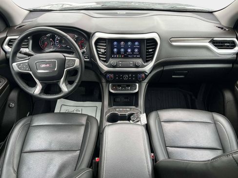 Used 2023 GMC Acadia SLT w/ Elevation Edition image 16