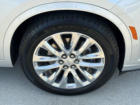 Used 2020 Cadillac XT6 Premium Luxury w/ Platinum Package AWD/4WD image 34
