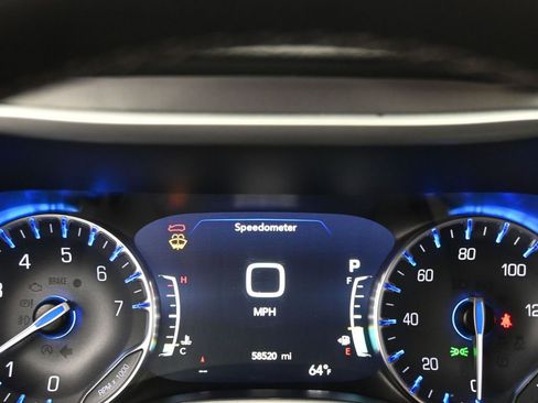 Used 2025 Chrysler Pacifica Select image 15