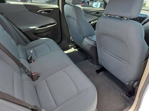 Certified 2023 Chevrolet Malibu LS FWD image 17