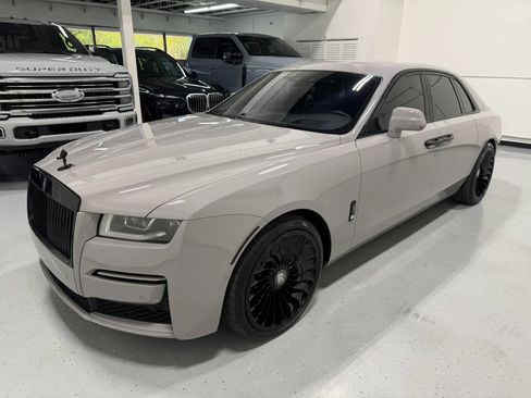 Used 2021 Rolls-Royce Ghost image 4