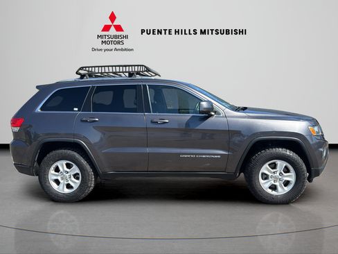 Used 2015 Jeep Grand Cherokee Laredo w/ Quick Order Package 23E RWD image 4