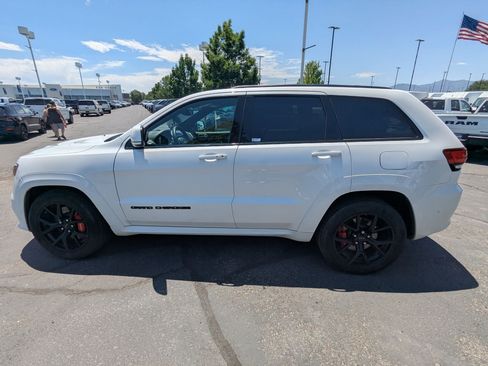 Used 2018 Jeep Grand Cherokee SRT AWD/4WD image 9