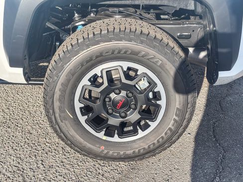 New 2026 Toyota Tacoma TRD Off-Road image 12