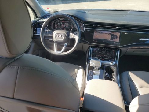 Used 2023 Audi Q7 3.0T Prestige AWD/4WD image 17