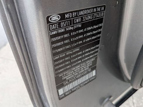 Used 2011 Land Rover LR4 HSE image 34