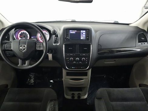 Used 2020 Dodge Grand Caravan SE image 15