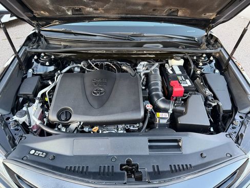 Used 2018 Toyota Camry XSE image 45