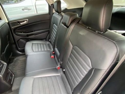 Used 2018 Ford Edge SEL w/ Equipment Group 201A image 5