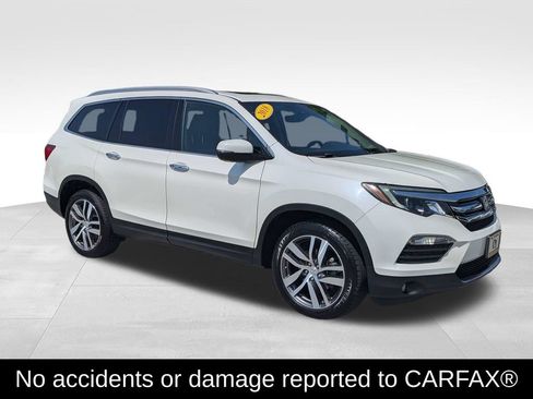 Used 2018 Honda Pilot Elite image 2