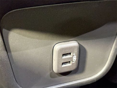 Used 2023 Chevrolet Equinox LS w/ LS Convenience Package image 25