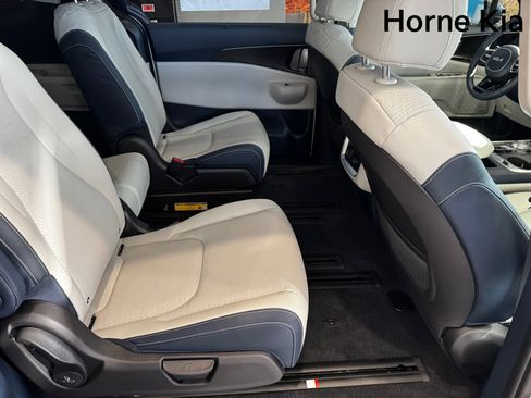 New 2026 Kia Carnival SX Prestige image 32
