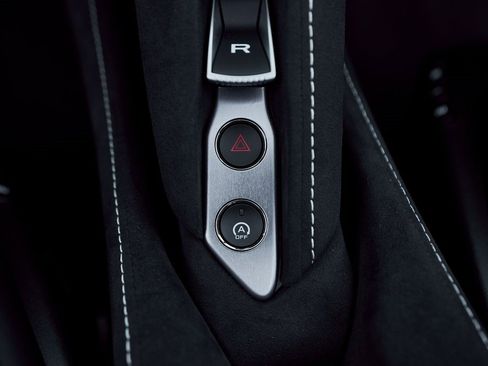 Used 2026 McLaren 750S Spider image 62