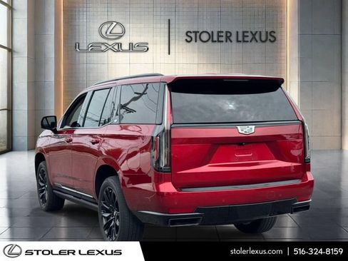 Used 2023 Cadillac Escalade Sport Platinum w/ LPO, ONYX Package AWD/4WD image 7