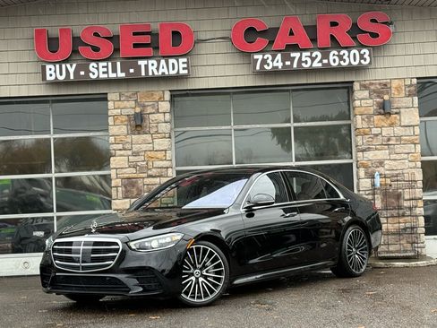 Used 2022 Mercedes-Benz S 580 4MATIC Sedan image 1
