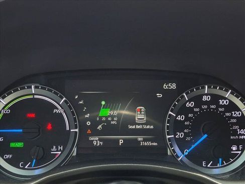 Used 2023 Toyota Highlander XLE AWD/4WD image 6