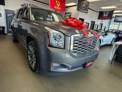 Used 2018 GMC Yukon XL Denali AWD/4WD image 3