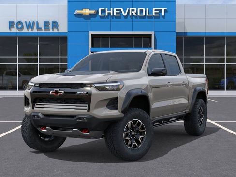 New 2026 Chevrolet Colorado ZR2 w/ Technology Package AWD/4WD image 6