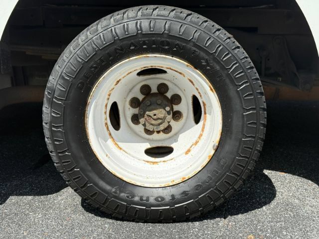 Used 2014 Ford E-350 and Econoline 350 Super Duty w/ A/C Prep Package RWD image 26