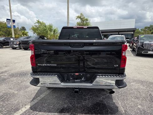 Used 2025 Chevrolet Silverado 2500 LT w/ Convenience Package AWD/4WD image 13