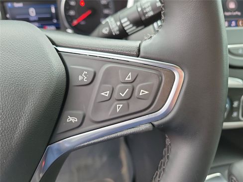 Used 2024 Chevrolet Equinox LT w/ LPO, Floor Liner Package FWD image 25